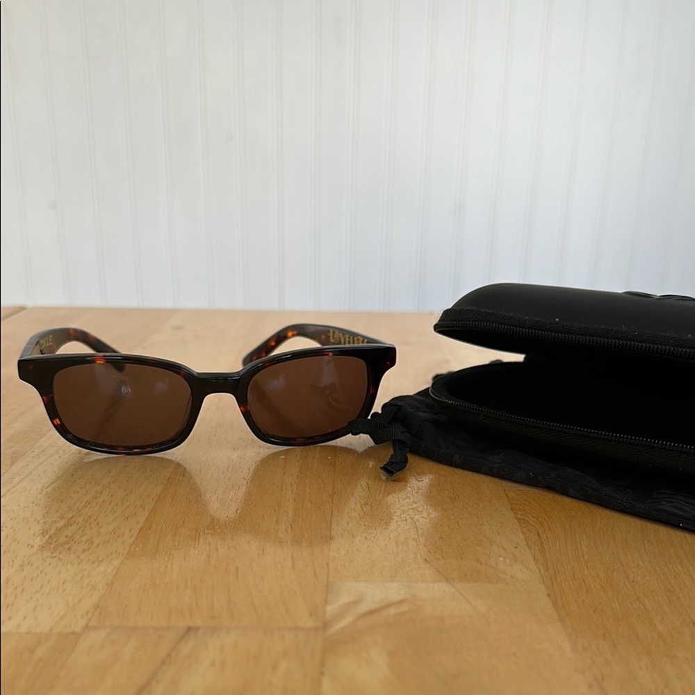 Electric Tortoise Shell Sunglasses with Black Case